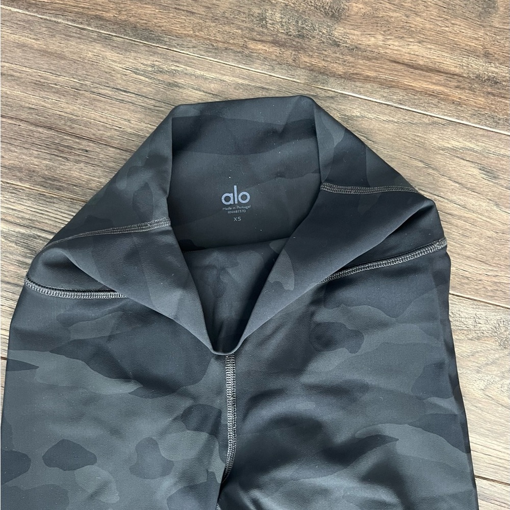 Camo Alo Leggings